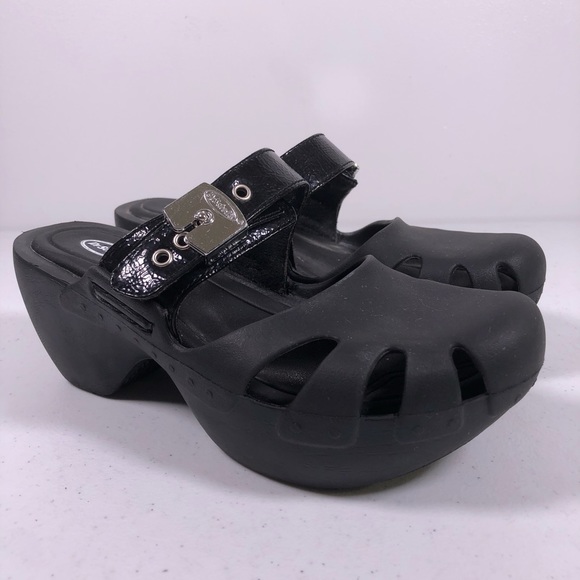 dr scholls nursing clogs